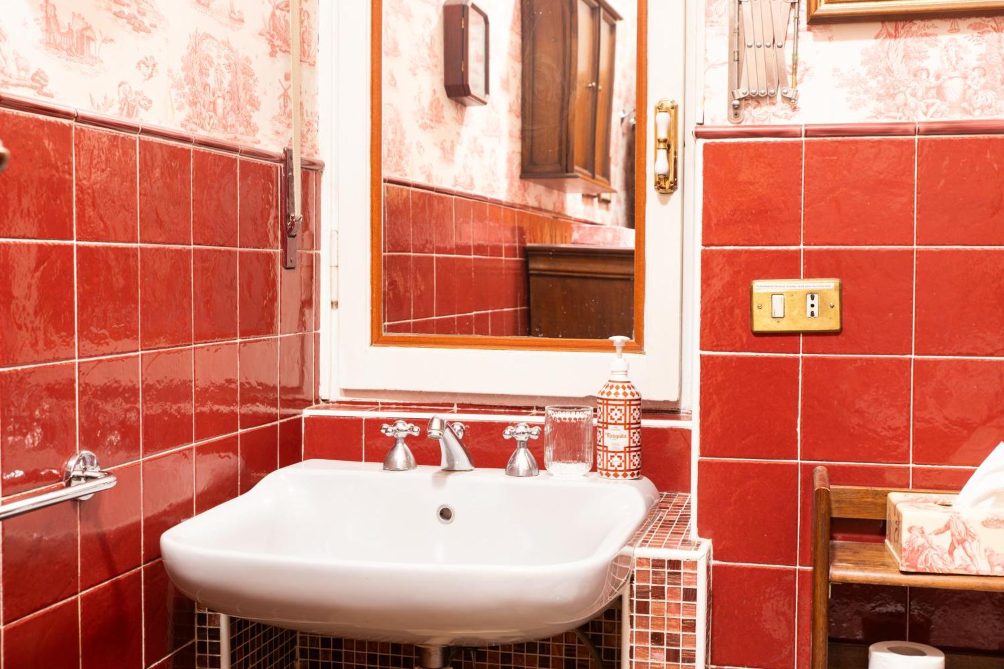Duomo Walking Distance Elegant Flat With View Appartement Milaan Buitenkant foto