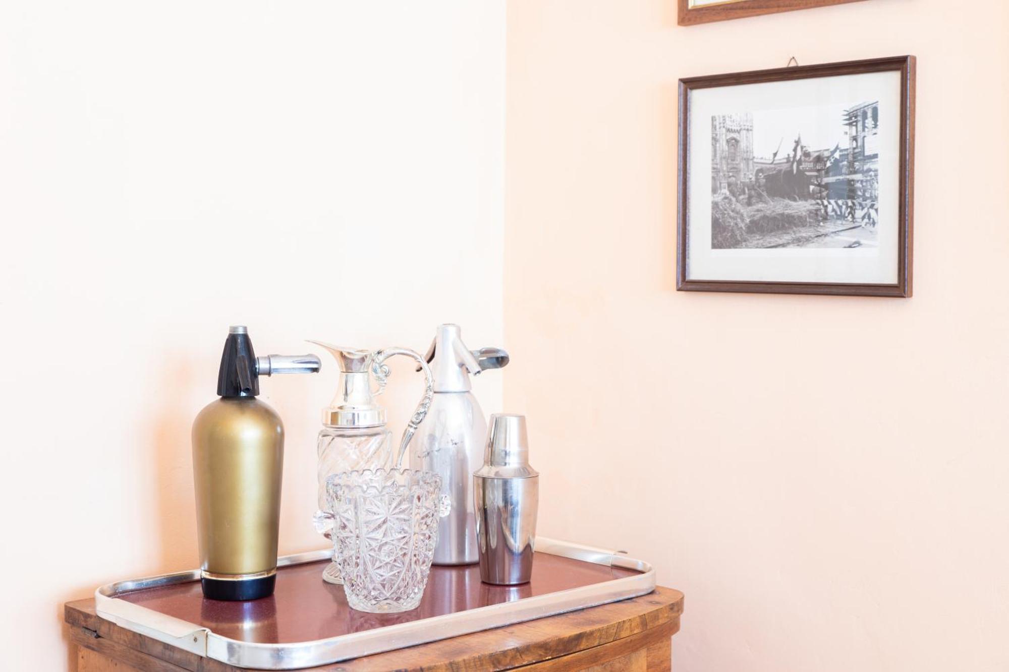 Duomo Walking Distance Elegant Flat With View Appartement Milaan Buitenkant foto