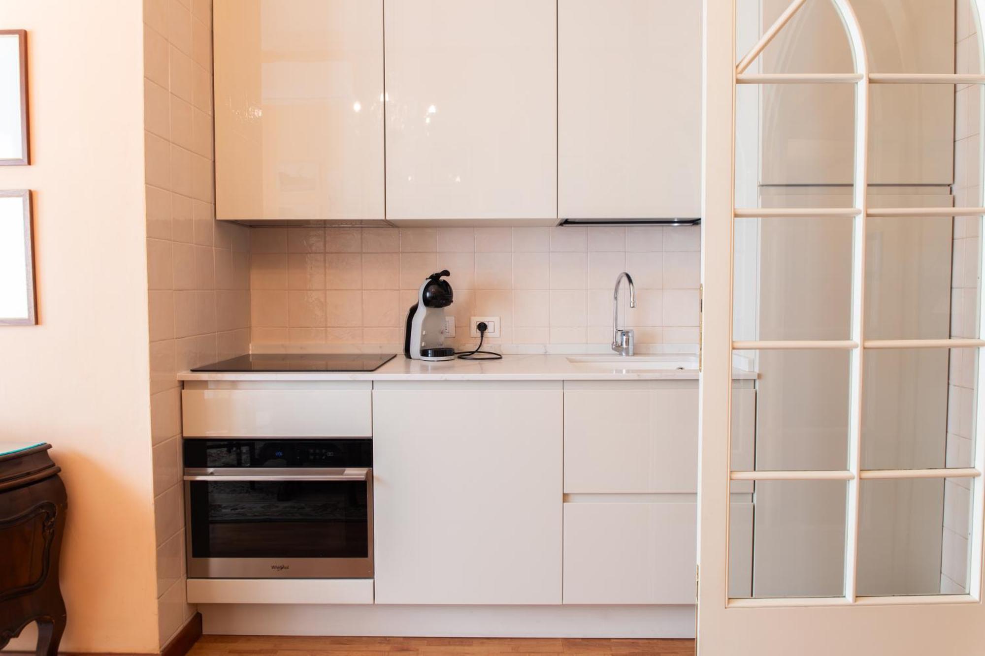 Duomo Walking Distance Elegant Flat With View Appartement Milaan Buitenkant foto